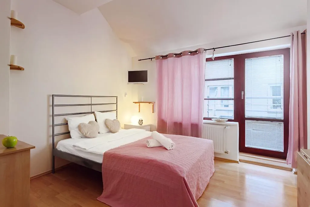 Downtown Apartments Kozatska Prag