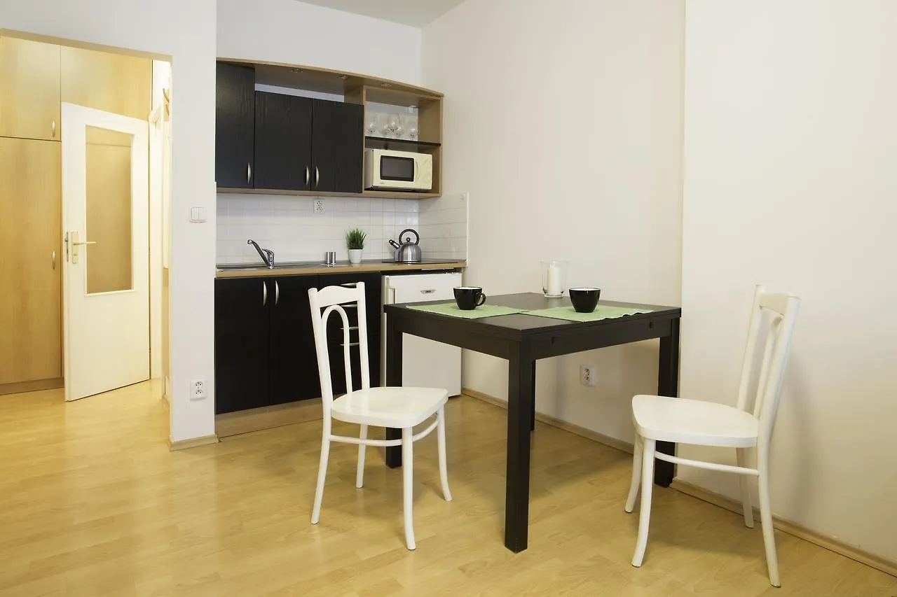 Downtown Apartments Kozatska Prag